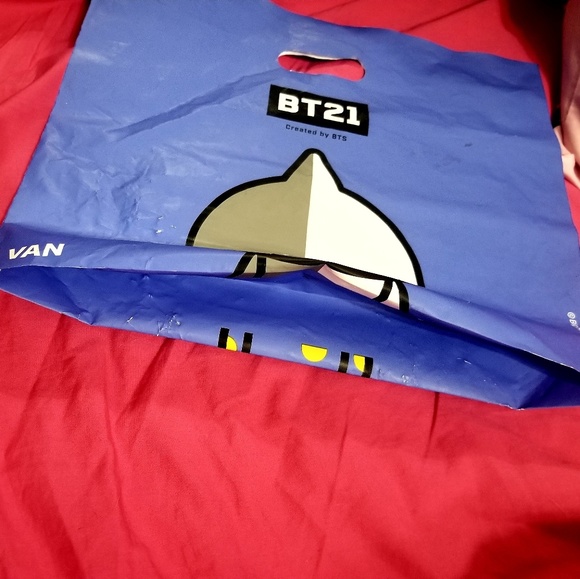 LINE FRIENDS VAN/Tata BT21 Plastic Shopping Bag NY - Picture 6 of 8